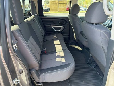2022 Nissan Titan SV