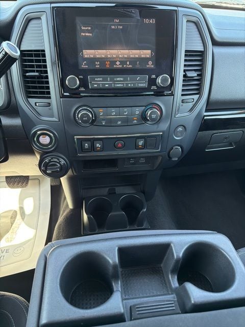 2022 Nissan Titan SV