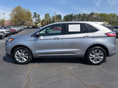 2022 Ford Edge Titanium
