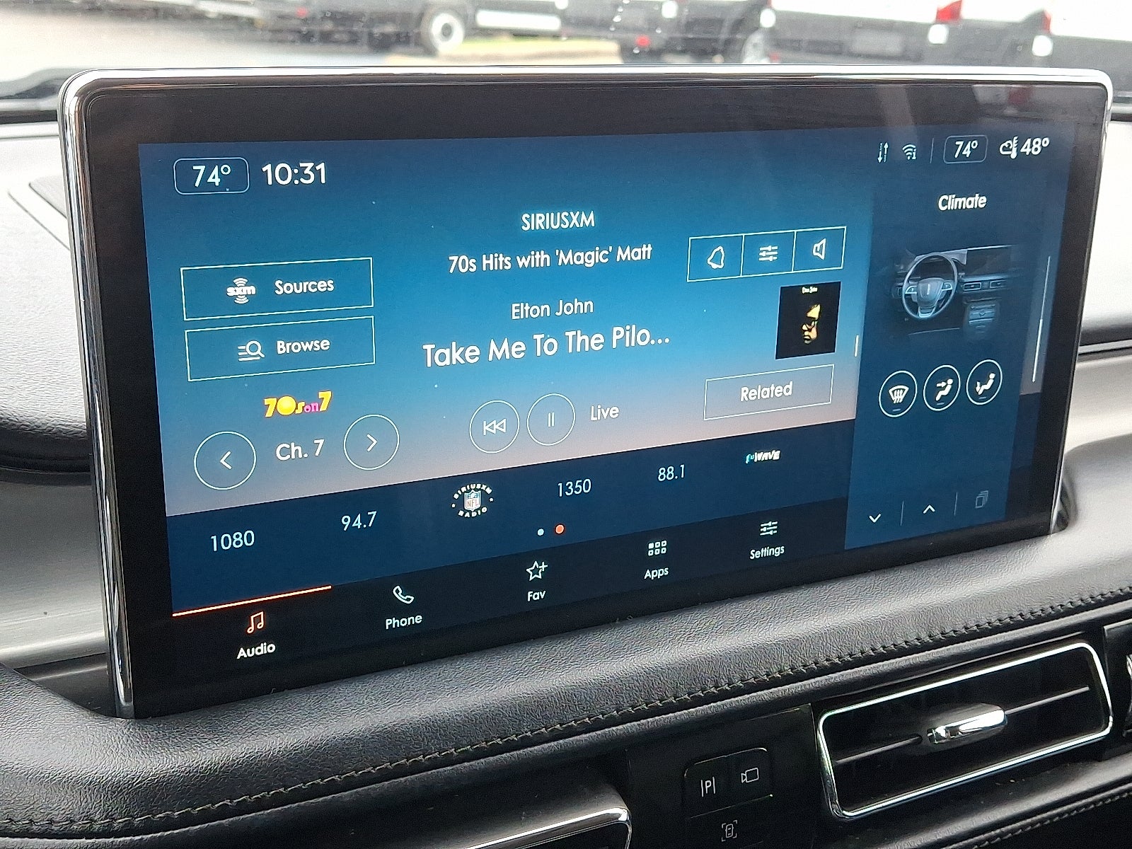 2022 Lincoln Nautilus Standard