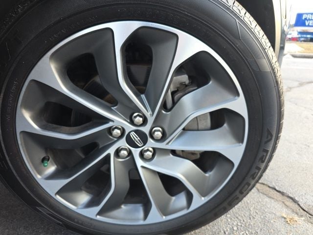 2021 Lincoln Nautilus Reserve