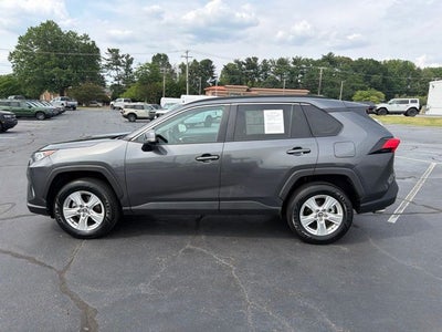 2020 Toyota RAV4 XLE