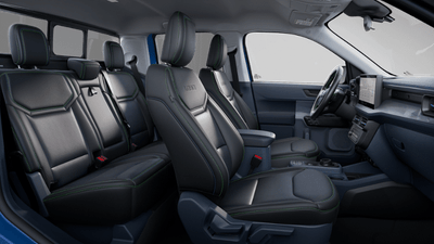 2025 Ford Maverick Lobo Standard