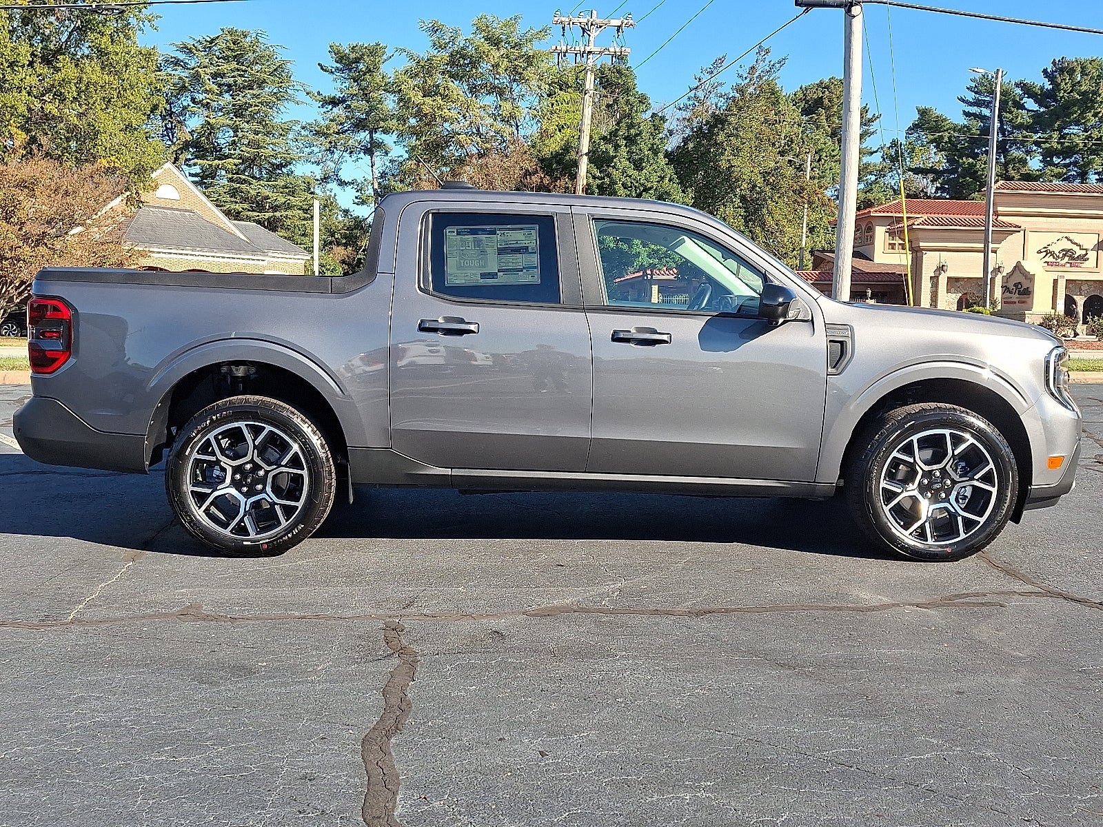 2025 Ford Maverick Lariat