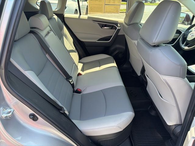 2023 Toyota RAV4 Hybrid XLE Premium