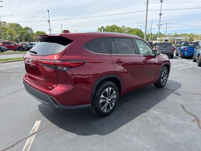 2023 Toyota Highlander XLE