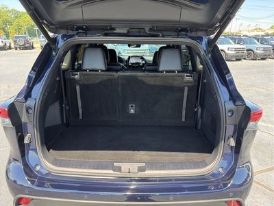 2022 Toyota Highlander XSE