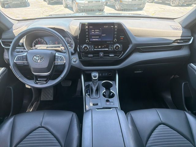 2022 Toyota Highlander XSE