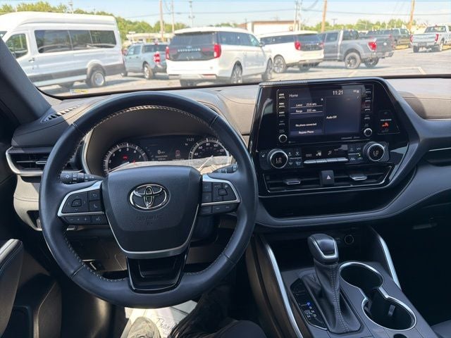 2022 Toyota Highlander XSE