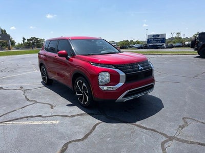 2022 Mitsubishi Outlander SE