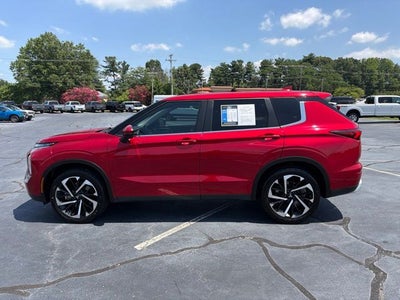 2022 Mitsubishi Outlander SE
