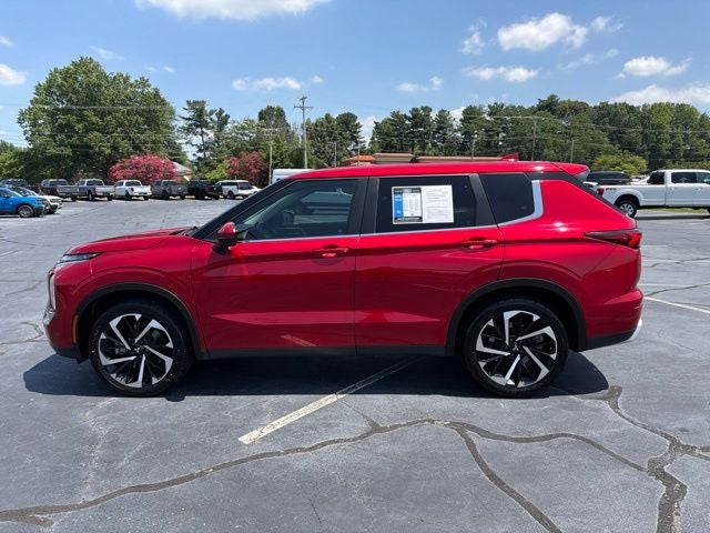 2022 Mitsubishi Outlander SE