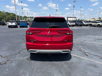 2022 Mitsubishi Outlander SE