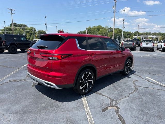2022 Mitsubishi Outlander SE