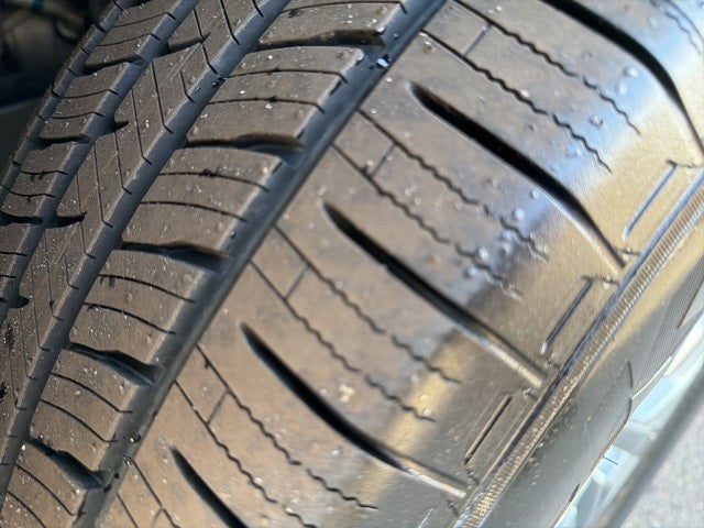 2023 INFINITI QX80 LUXE