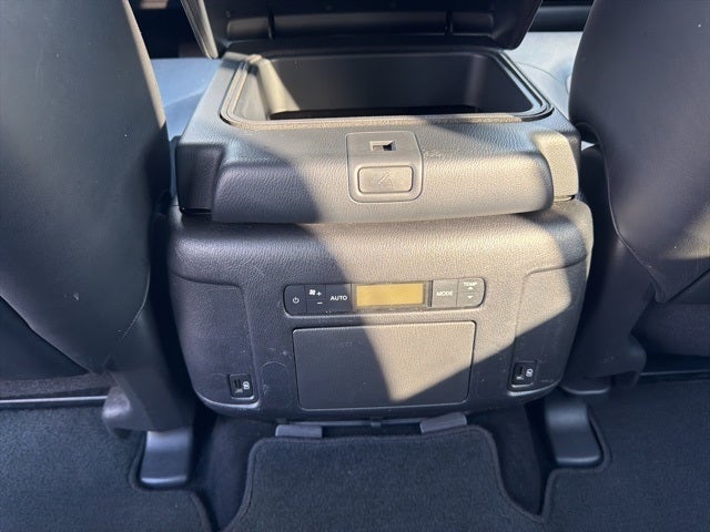 2023 INFINITI QX80 LUXE