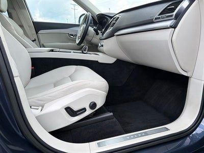 2023 Volvo XC90 B5 Core